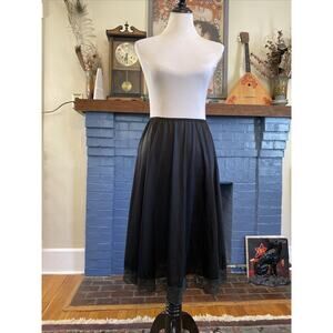 Vintage Flair Black Skirt Slip ILGWU Union Made Label Size M USA